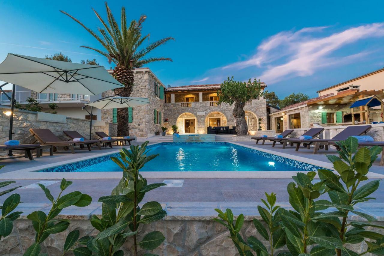 Villa Dumina Sukošan Buitenkant foto