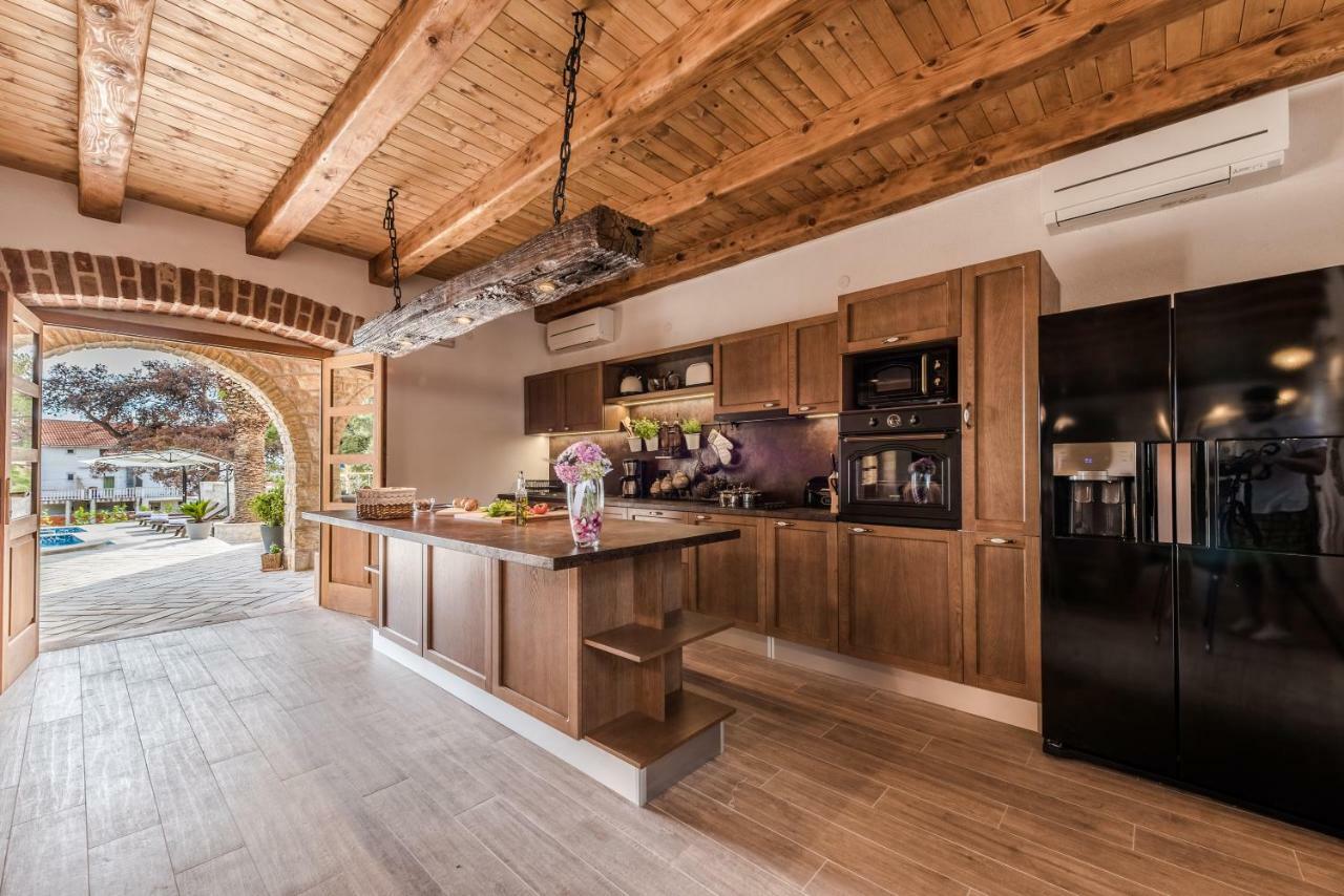 Villa Dumina Sukošan Buitenkant foto