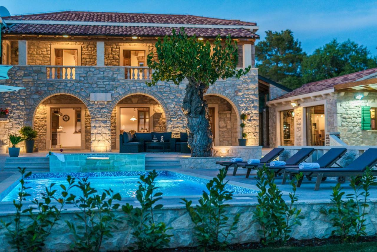Villa Dumina Sukošan Buitenkant foto