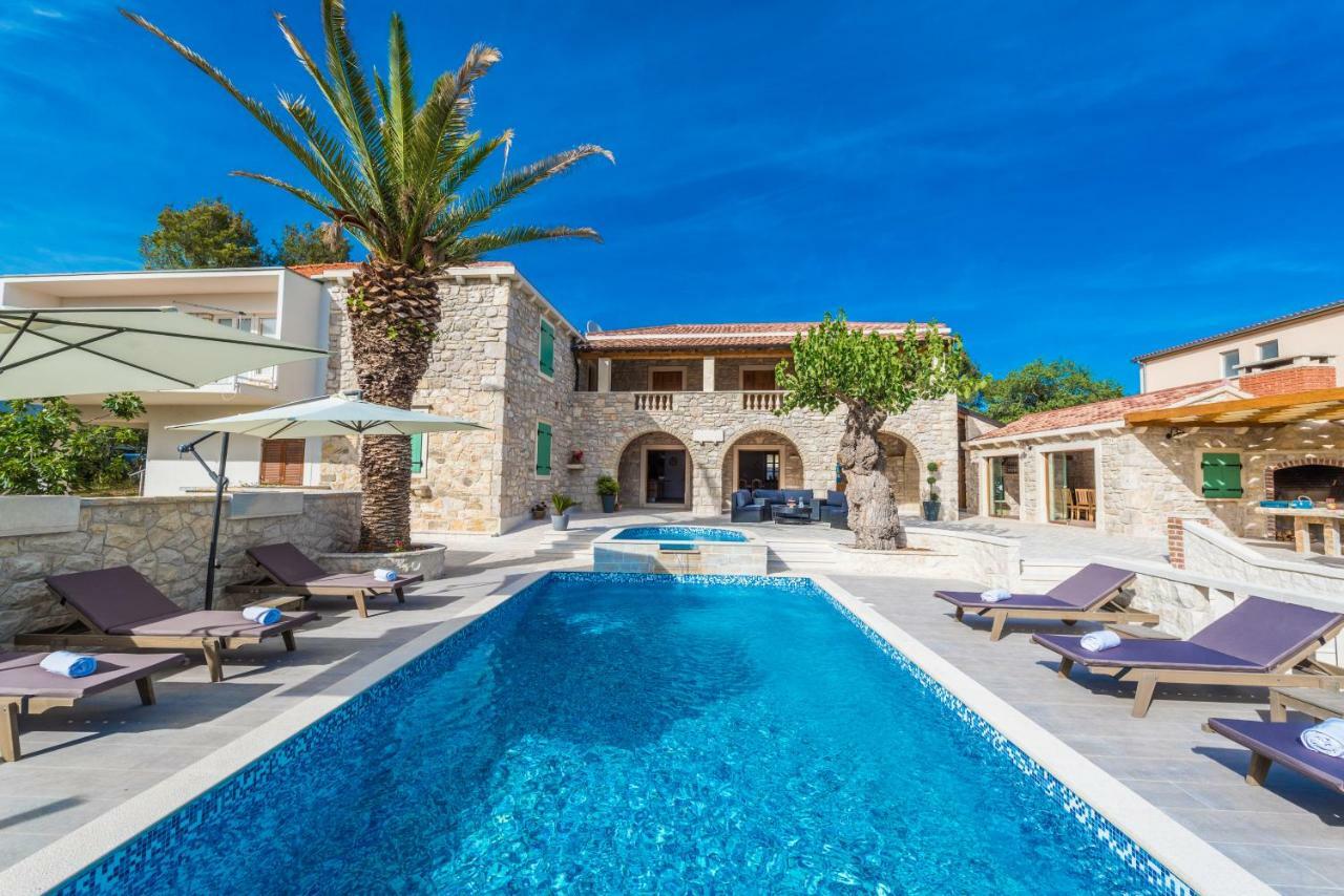 Villa Dumina Sukošan Buitenkant foto